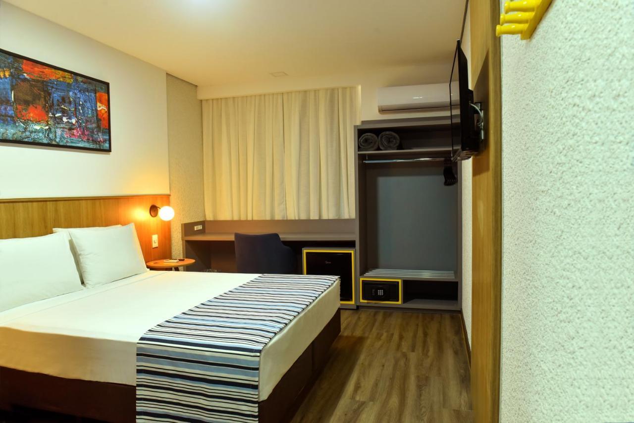 Days Inn By Wyndham Cascavel Cascavel  Zewnętrze zdjęcie